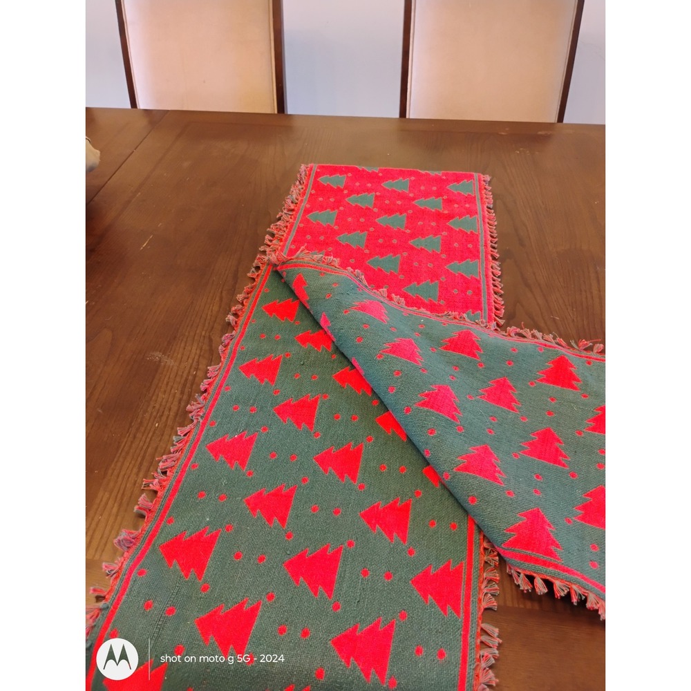 Vintage Woven Christmas Tree Table Runner Red Green Reversible Holiday Decor